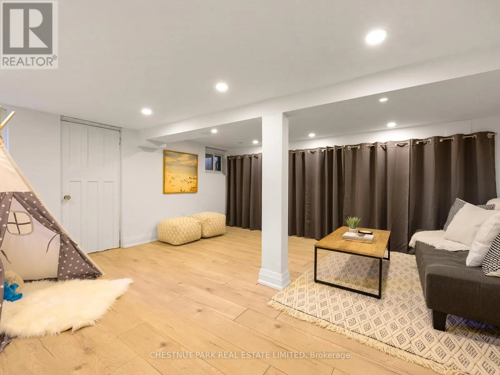 629 DUPLEX AVENUE
