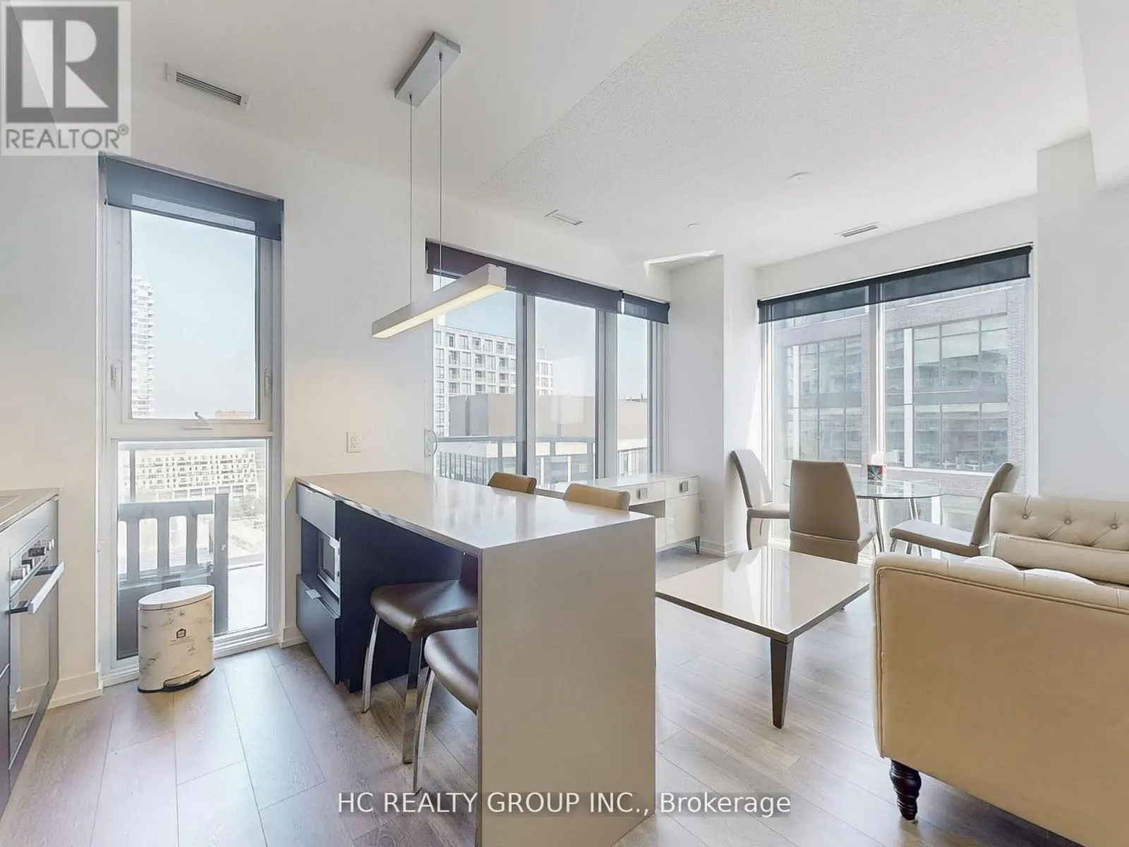 1303 - 15 LOWER JARVIS STREET