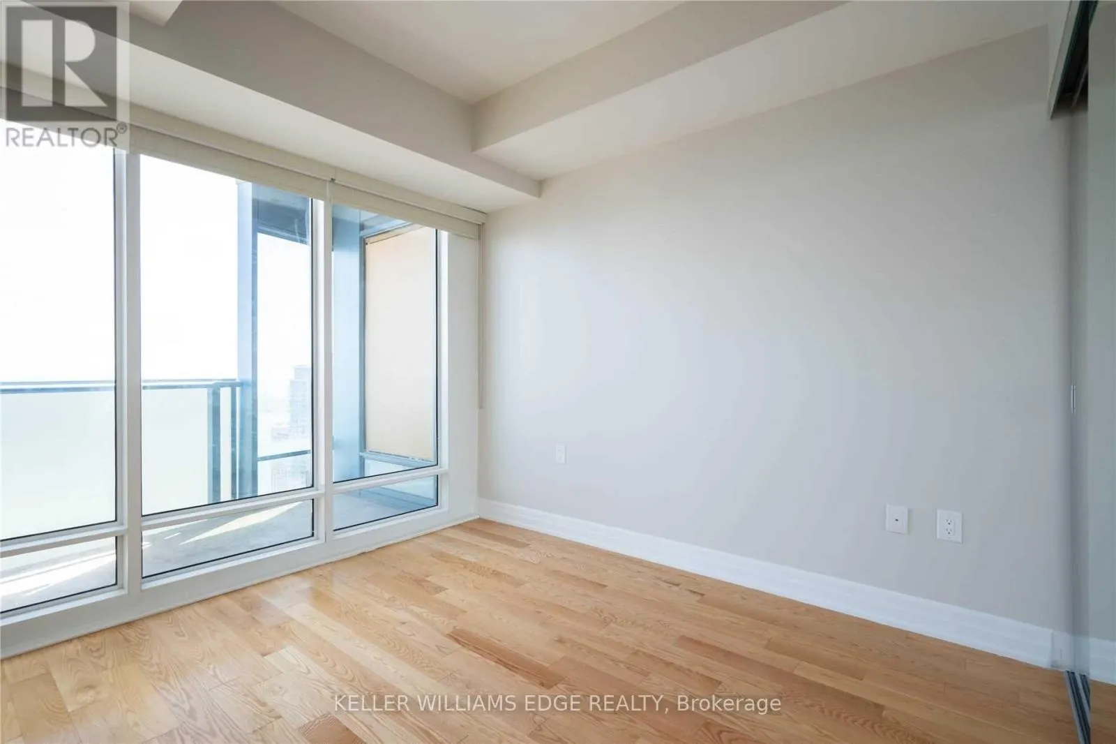 5310 - 8 THE ESPLANADE STREET