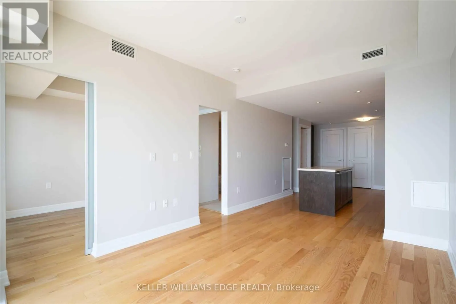 5310 - 8 THE ESPLANADE STREET