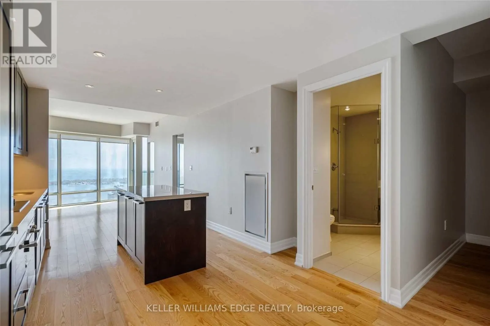 5310 - 8 THE ESPLANADE STREET