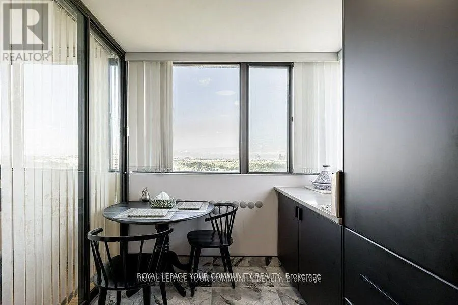 1606 - 133 TORRESDALE AVENUE