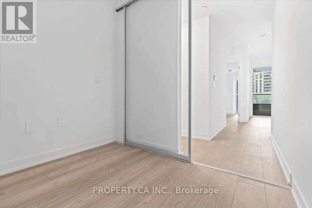 302S - 110 BROADWAY AVENUE