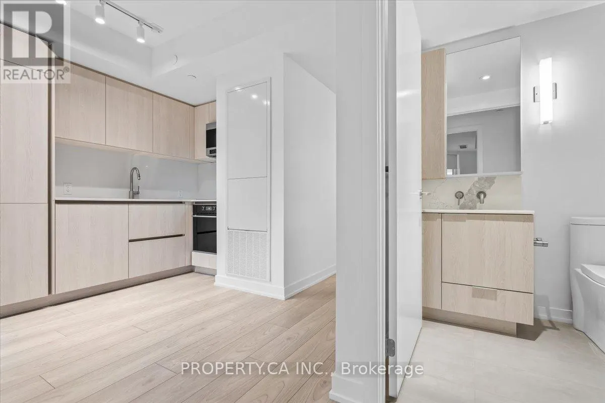 302S - 110 BROADWAY AVENUE