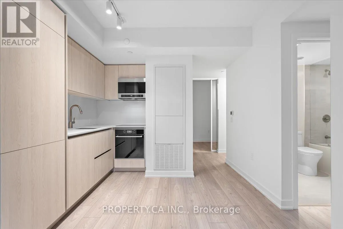 302S - 110 BROADWAY AVENUE