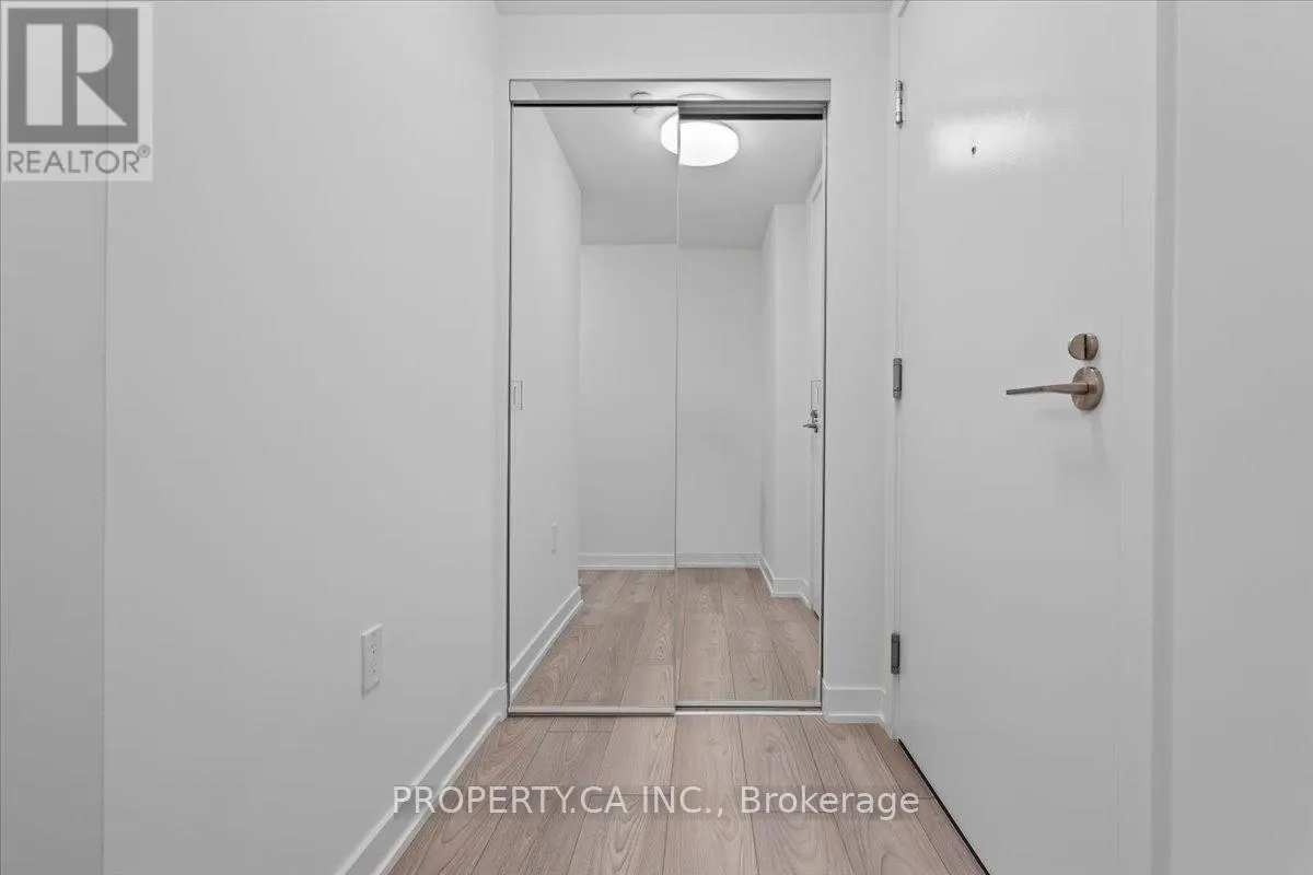 302S - 110 BROADWAY AVENUE