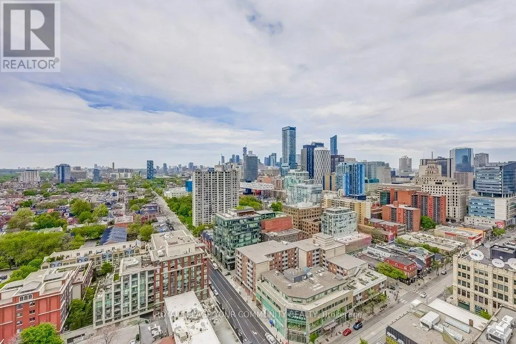 2712 - 330 RICHMOND STREET W