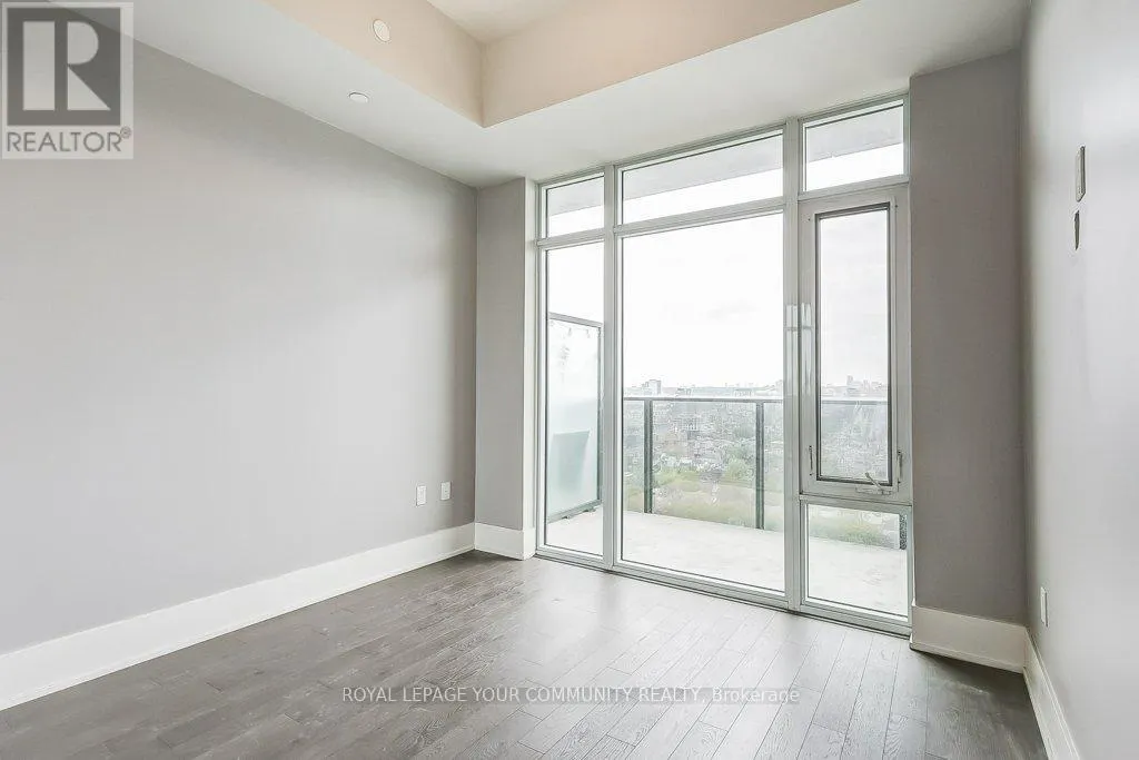2712 - 330 RICHMOND STREET W