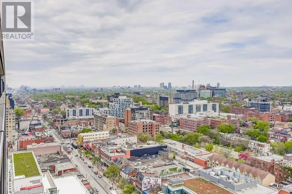 2712 - 330 RICHMOND STREET W