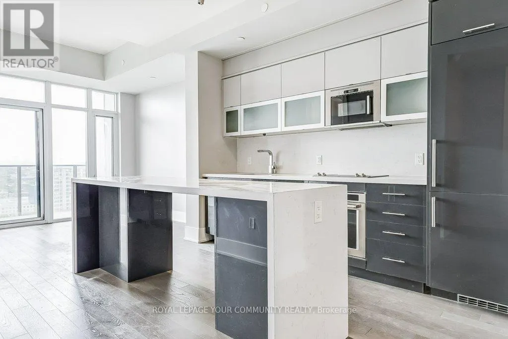 2712 - 330 RICHMOND STREET W