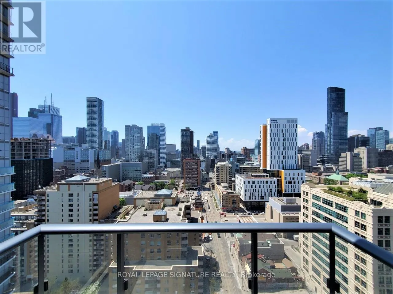 2209 - 159 DUNDAS STREET E