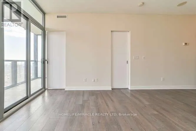 4108 - 110 CHARLES STREET E