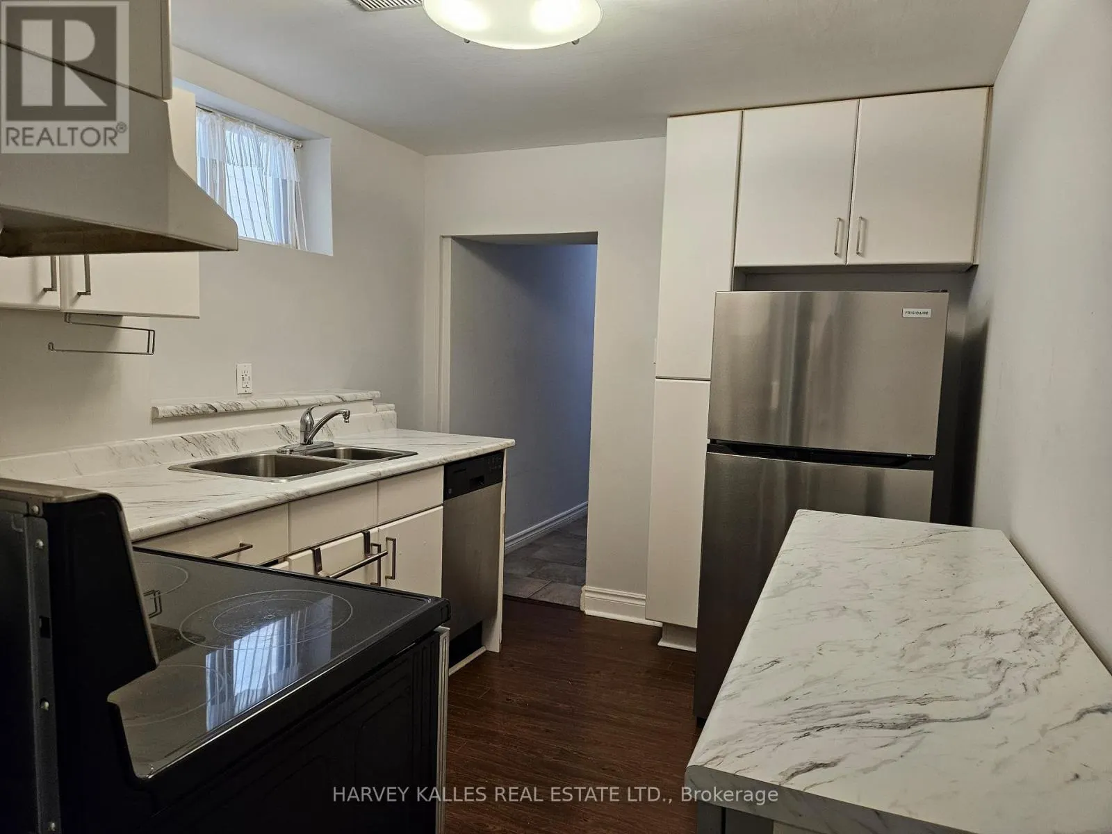 LOWER - 85 LANARK AVENUE