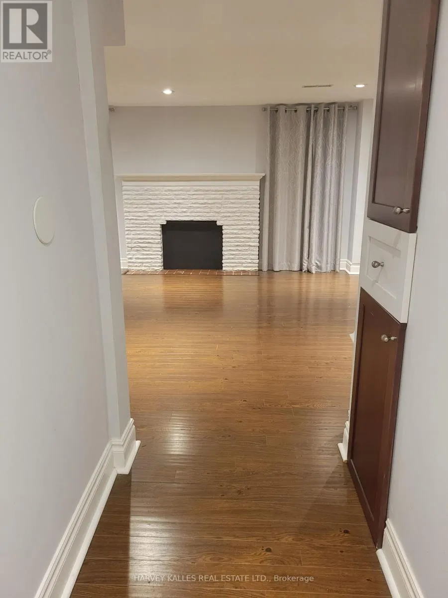 LOWER - 85 LANARK AVENUE