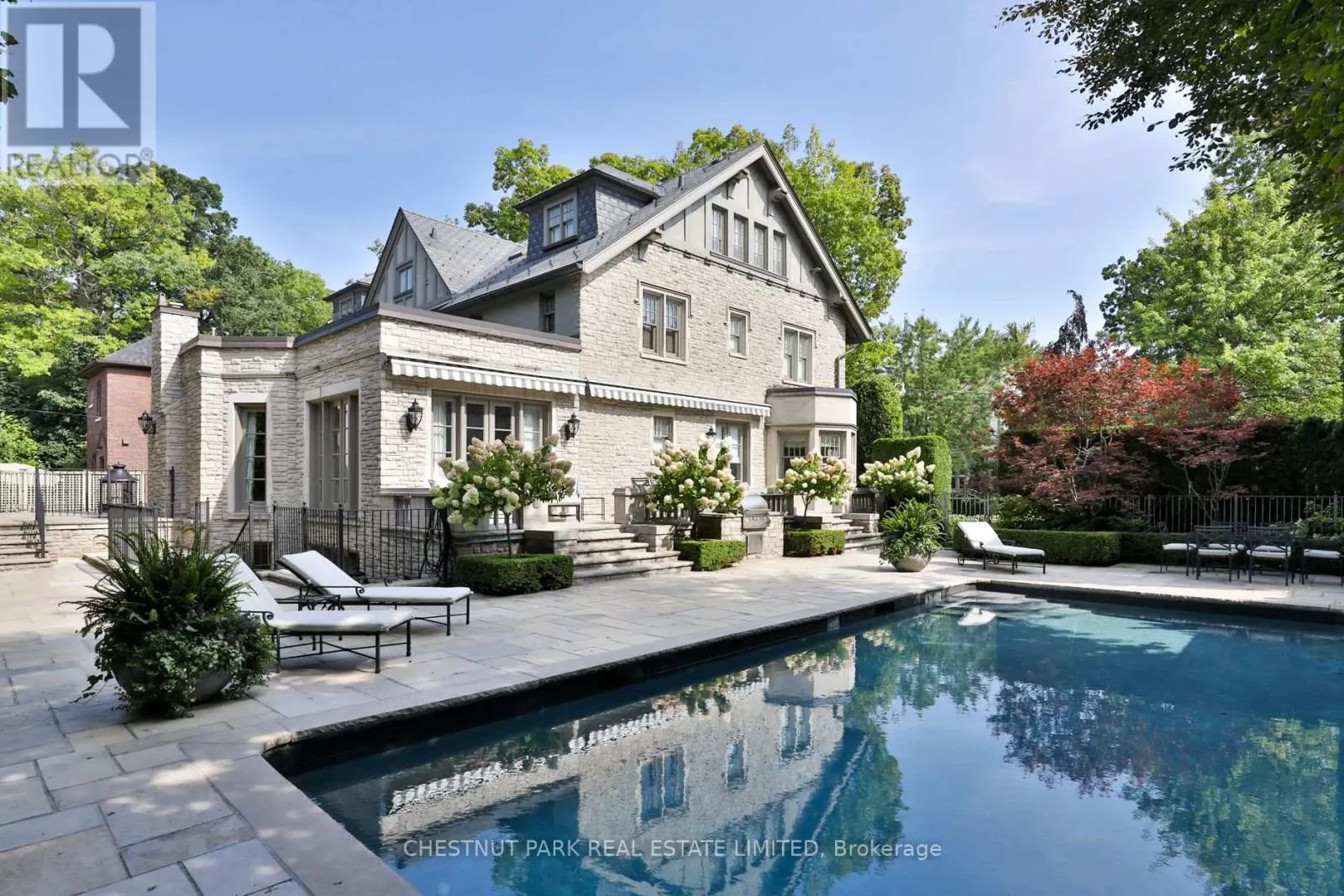 170 ROXBOROUGH DRIVE
