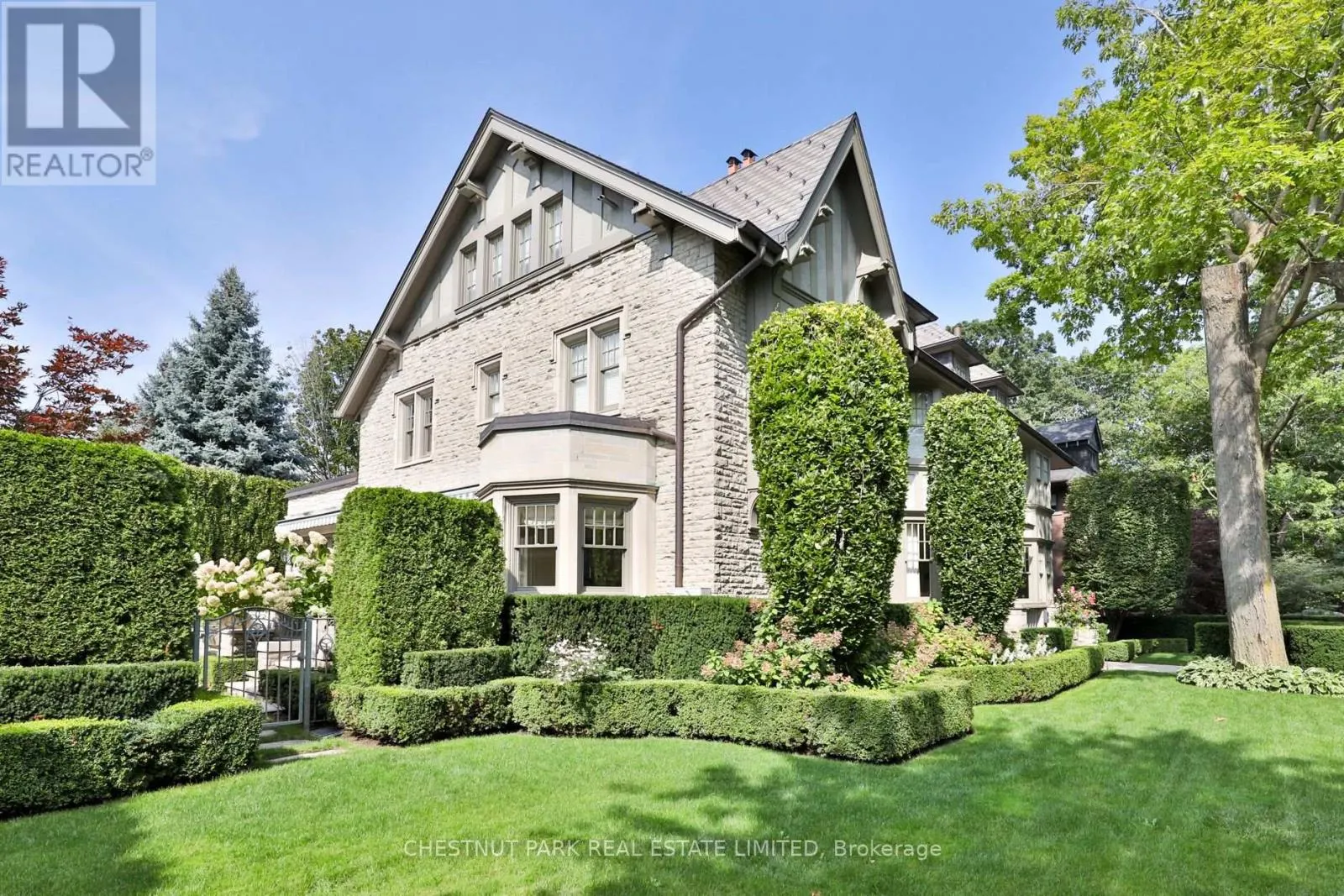 170 ROXBOROUGH DRIVE