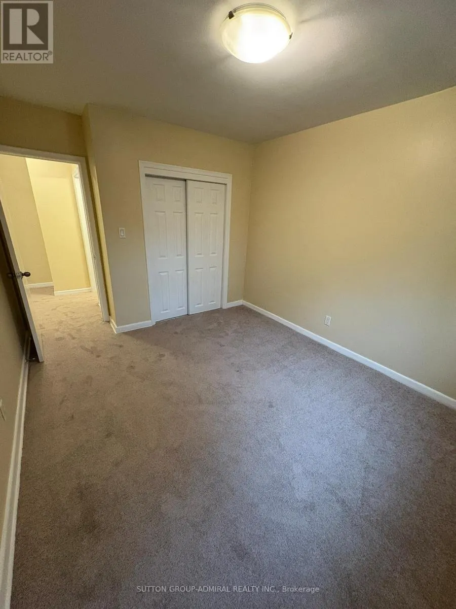 2 - 20 MEADOWBROOK ROAD