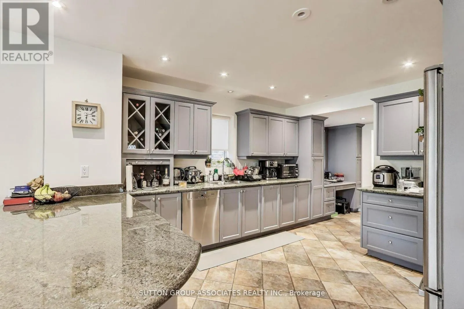 202 FOREST HILL ROAD