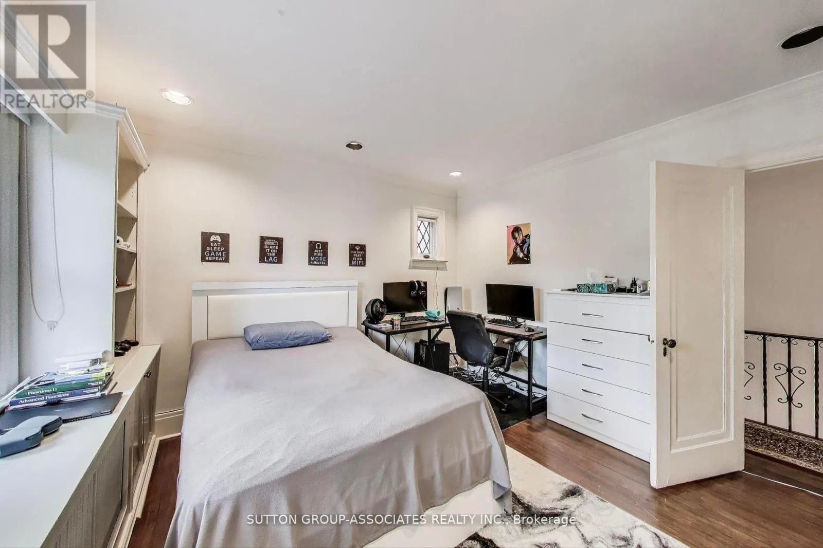 202 FOREST HILL ROAD