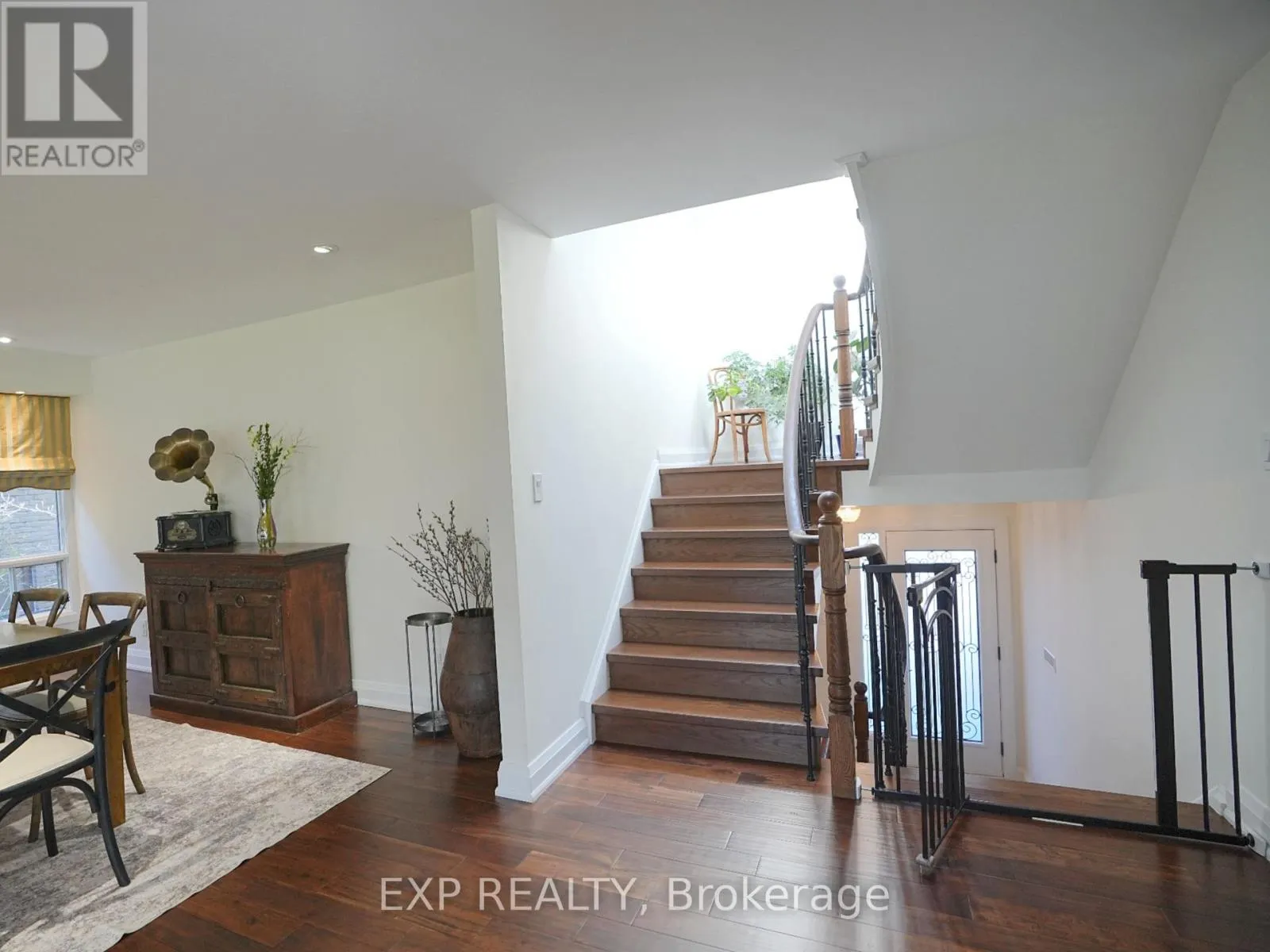 38 TARBERT ROAD