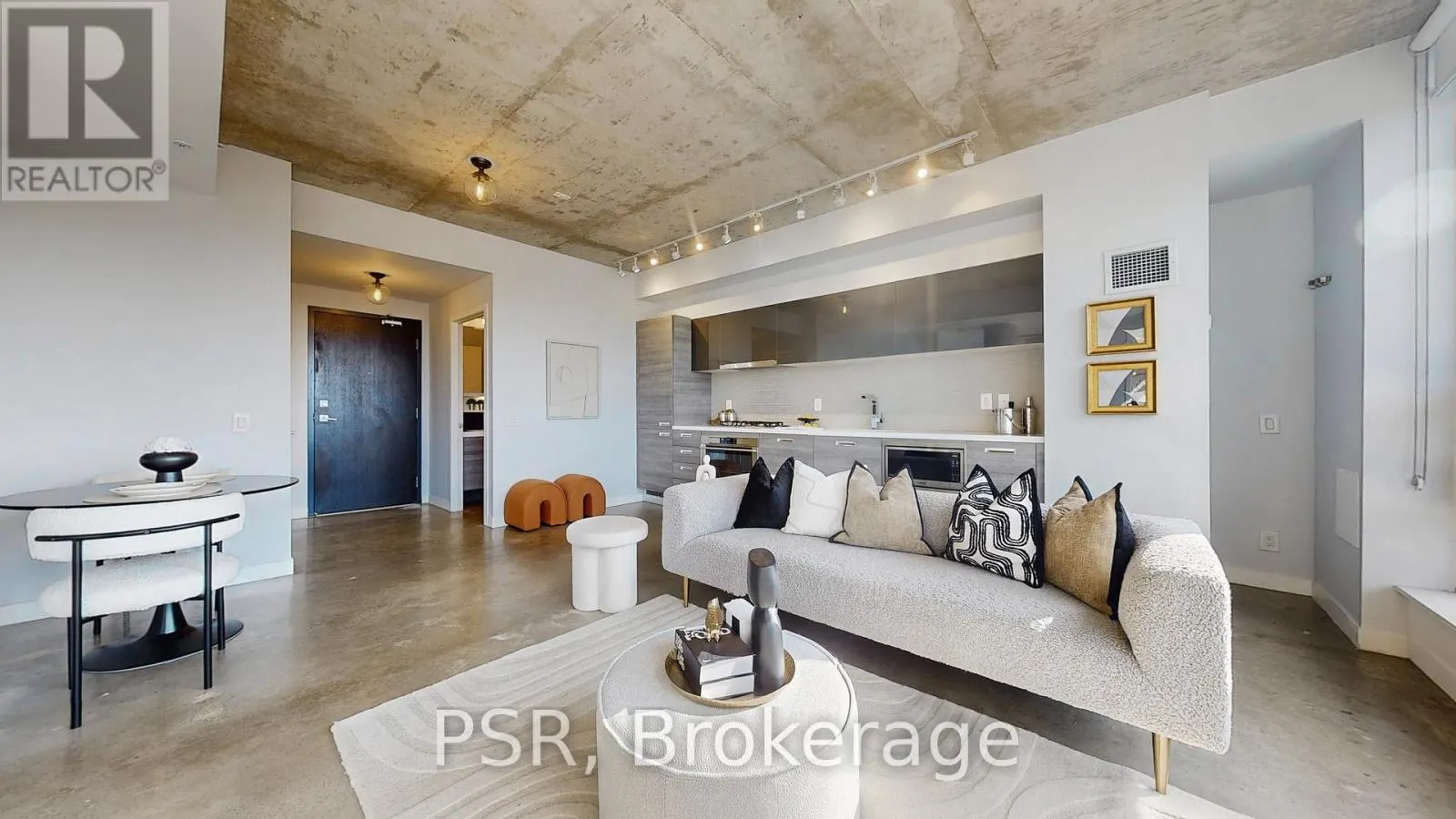 602 - 1239 DUNDAS STREET W