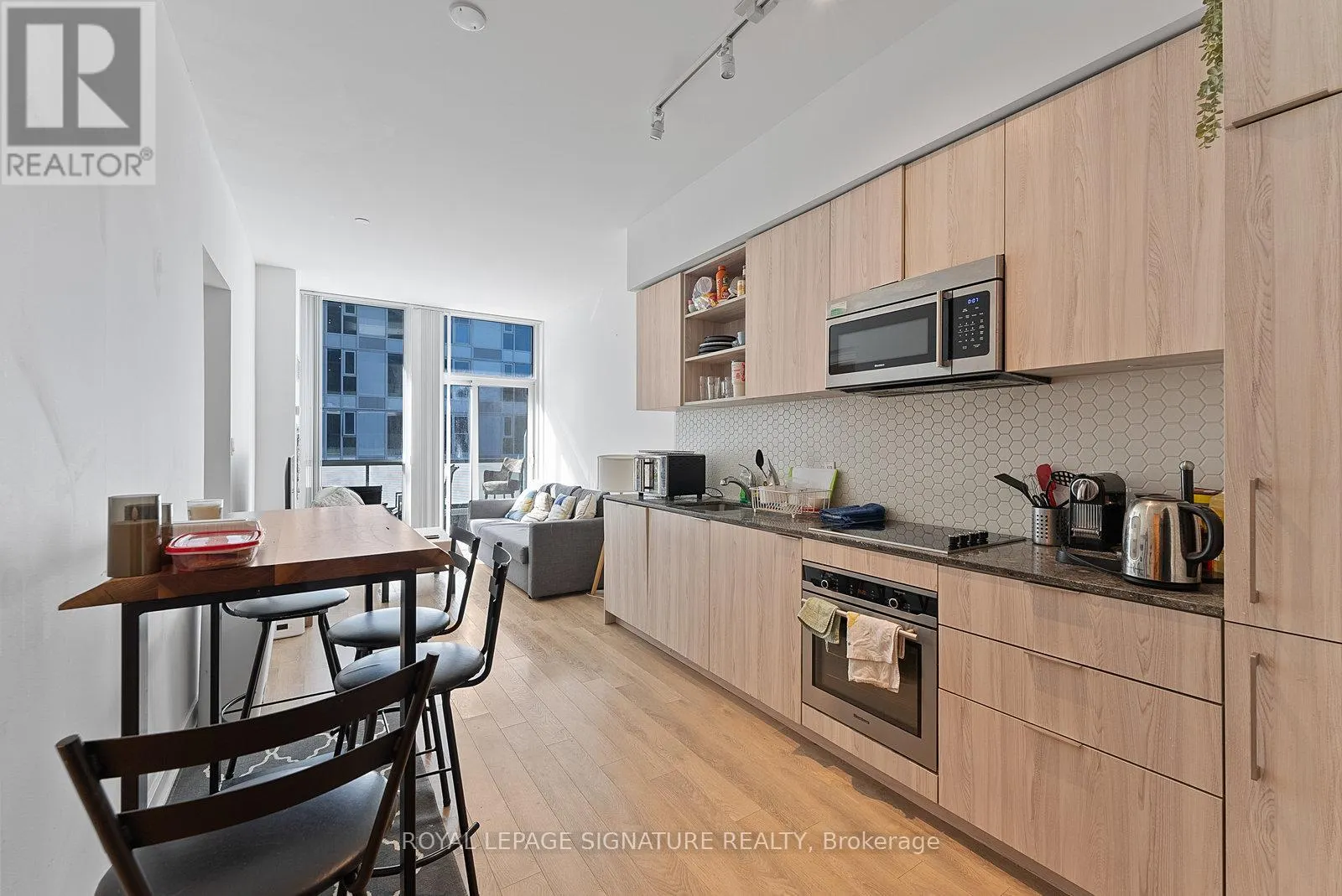 405 - 50 ORDNANCE STREET