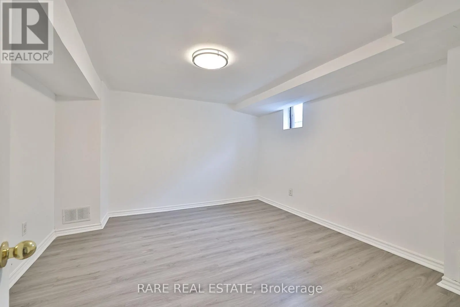 BASEMENT - 627 SHEPPARD AVENUE W