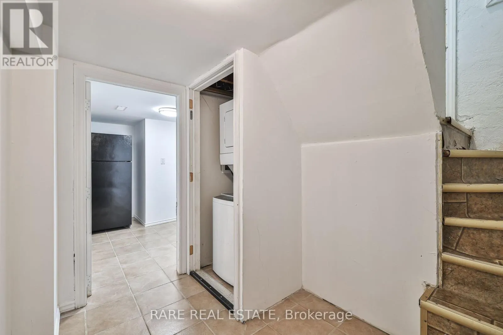 BASEMENT - 627 SHEPPARD AVENUE W