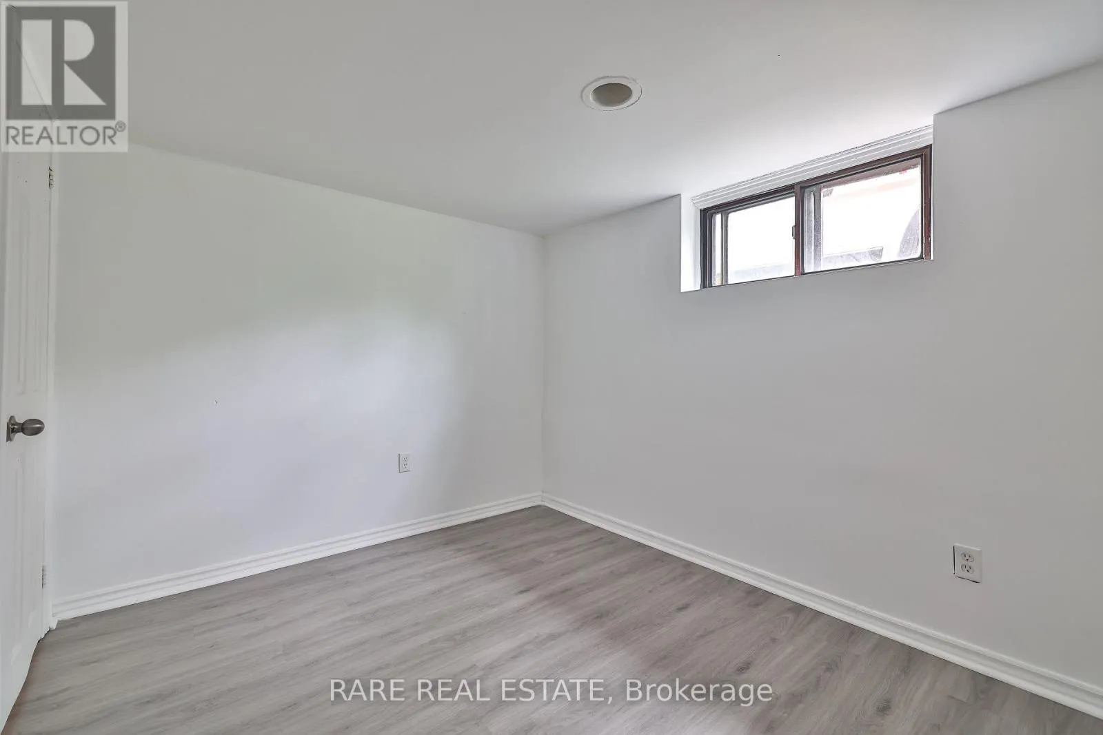 BASEMENT - 627 SHEPPARD AVENUE W