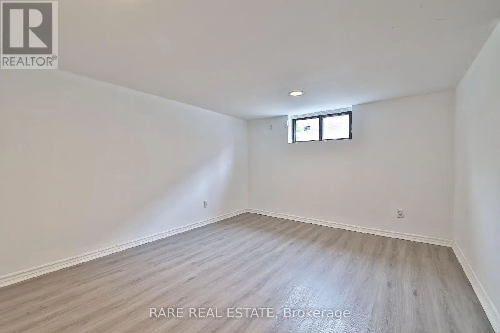 BASEMENT - 627 SHEPPARD AVENUE W