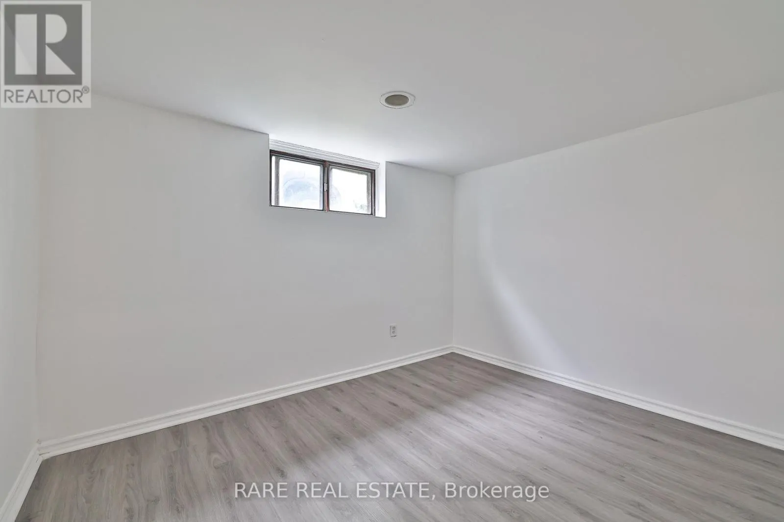 BASEMENT - 627 SHEPPARD AVENUE W