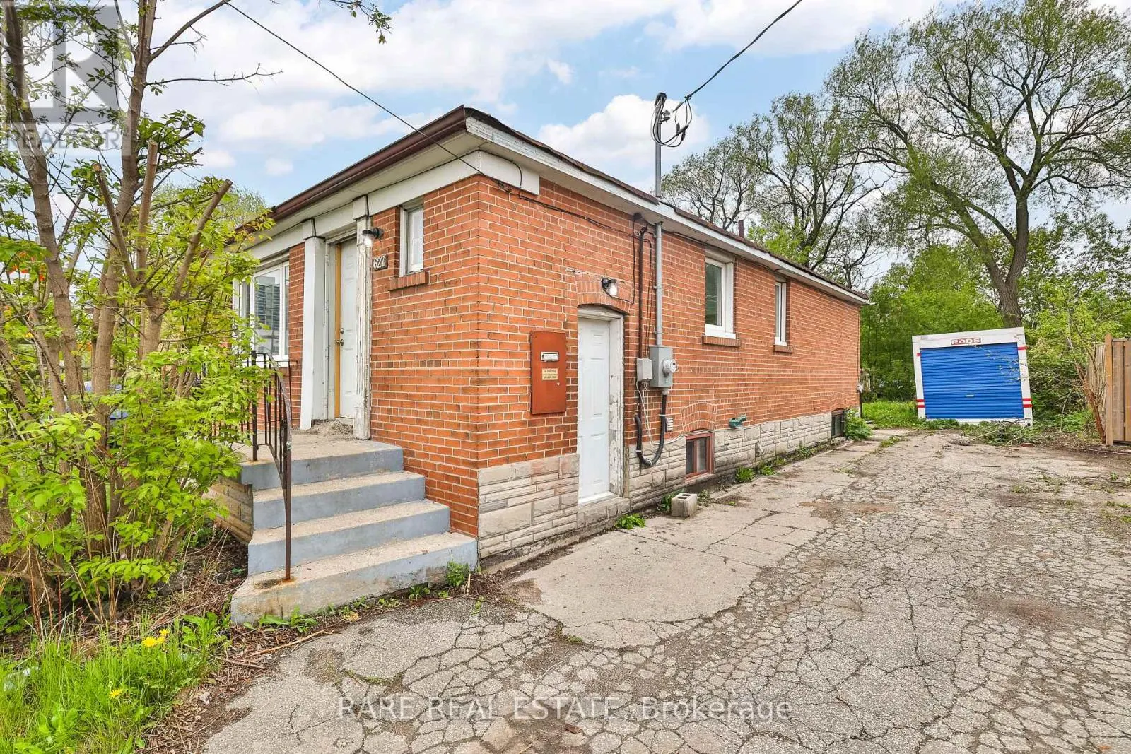 BASEMENT - 627 SHEPPARD AVENUE W