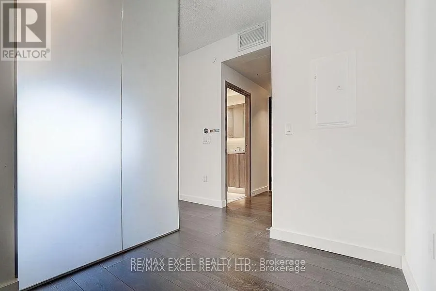 2001 - 85 MCMAHON DRIVE