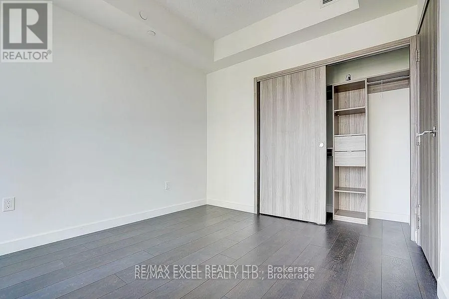 2001 - 85 MCMAHON DRIVE