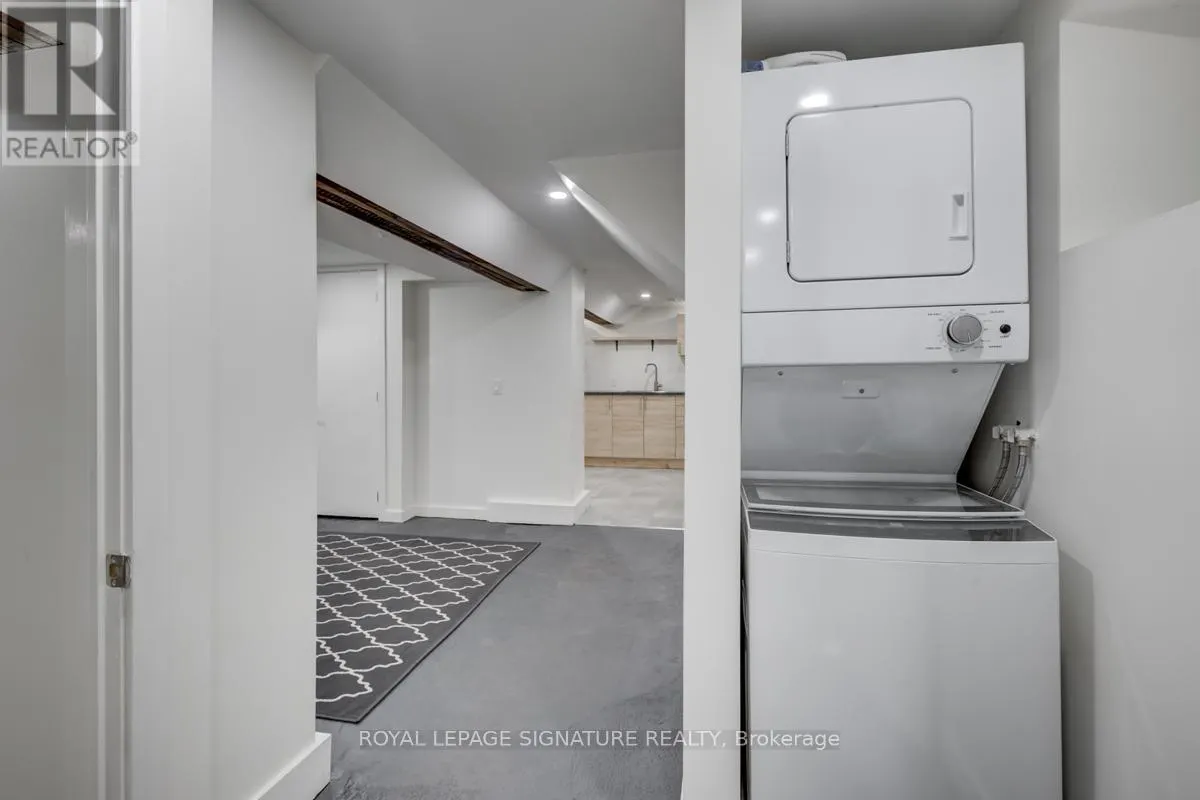 (LOWER) - 125 GLENHOLME AVENUE