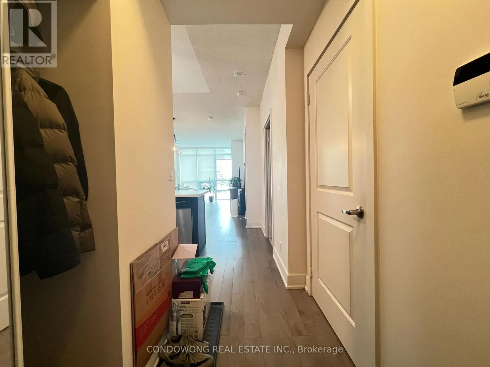 610 - 26 NORTON AVENUE
