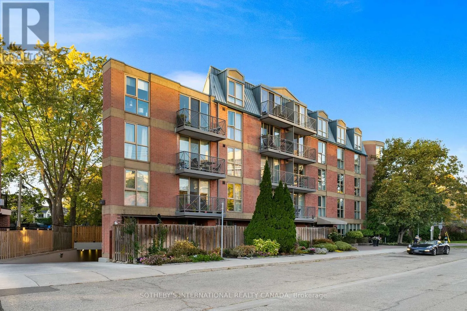 209 - 356 MCRAE DRIVE