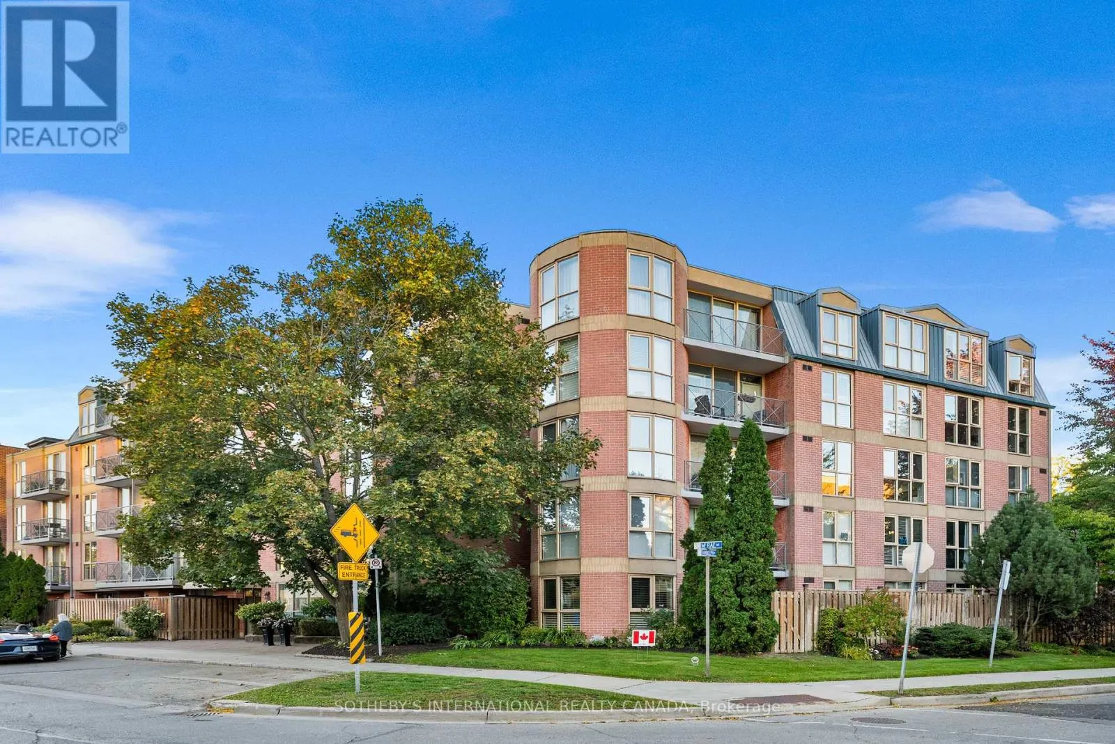 209 - 356 MCRAE DRIVE