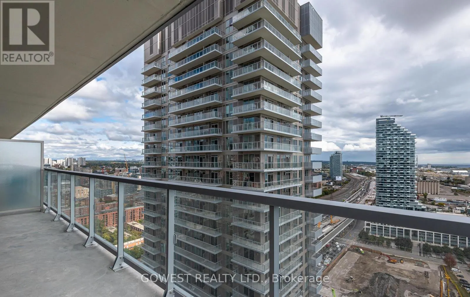 3803 - 15 LOWER JARVIS STREET