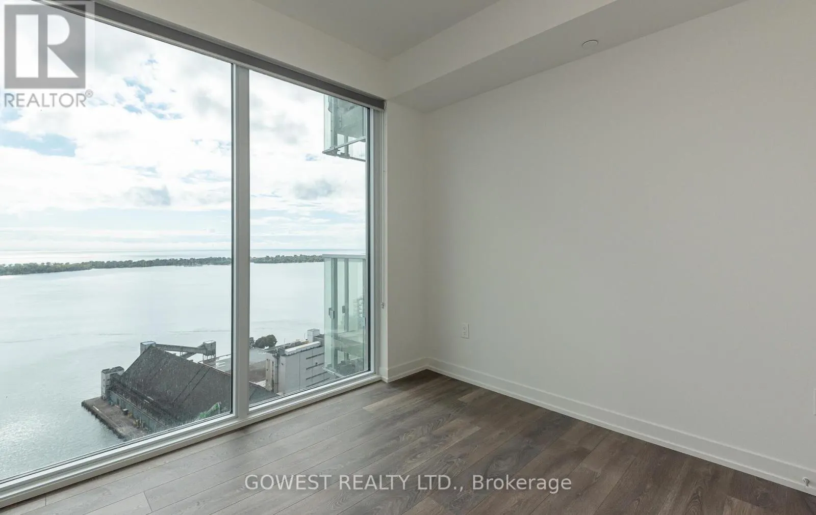 3803 - 15 LOWER JARVIS STREET