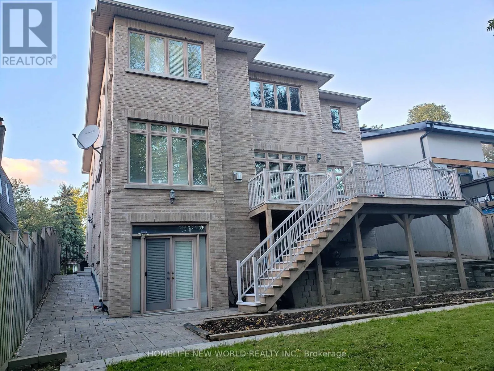 29 THREADNEEDLE CRESCENT