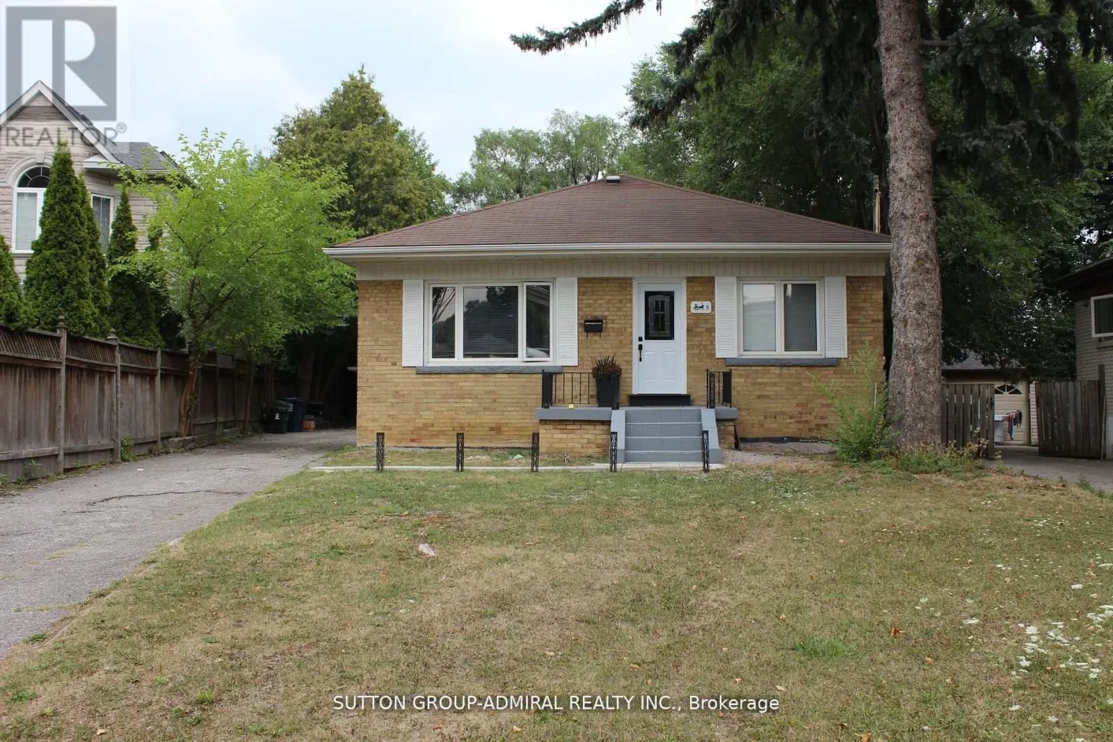 BSMT - 5 PENNARD COURT