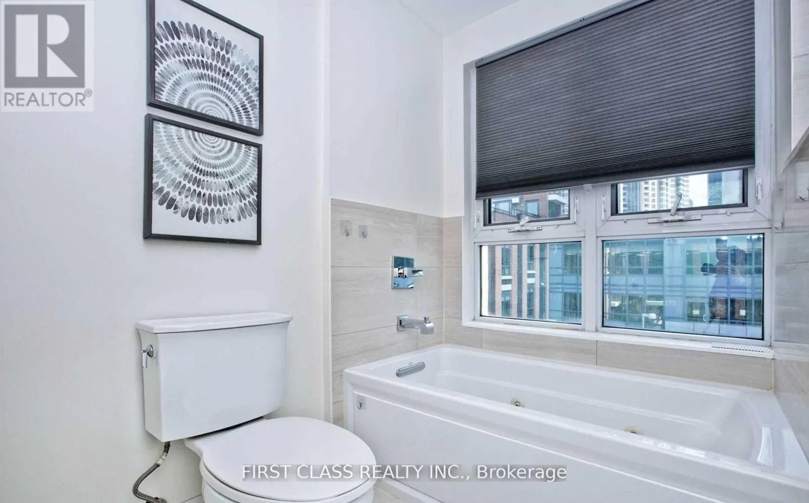 TH-111 - 367 BEECROFT ROAD