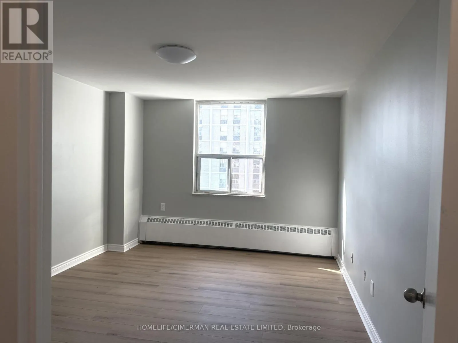706 - 20 FOREST MANOR ROAD