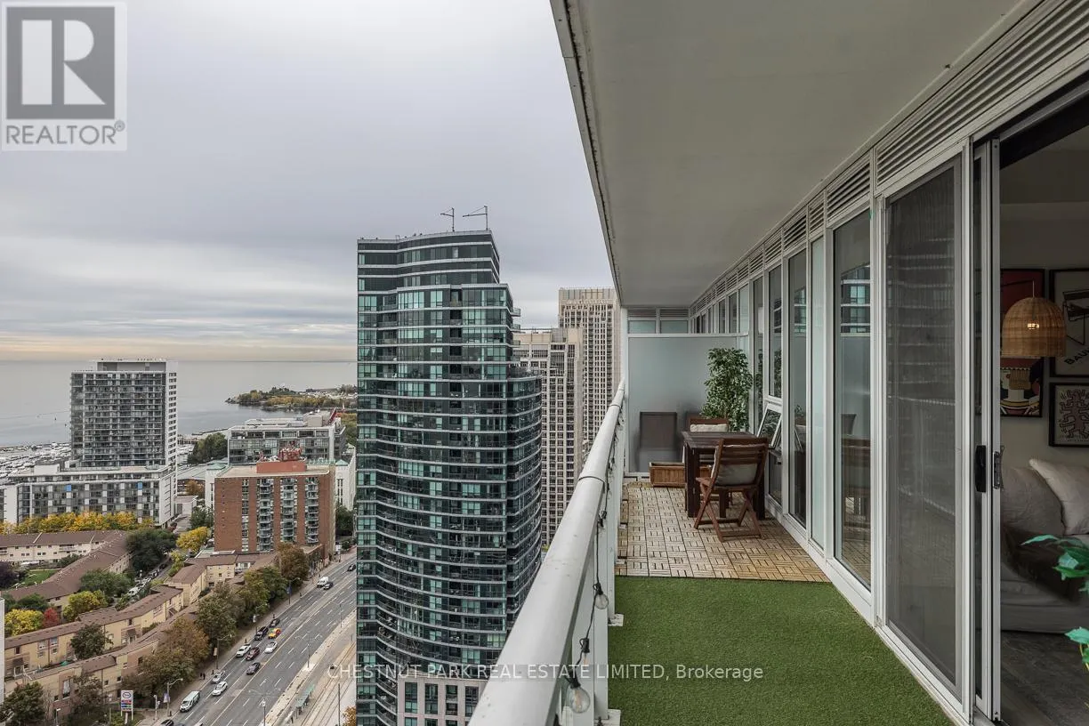 3116 - 17 BATHURST STREET