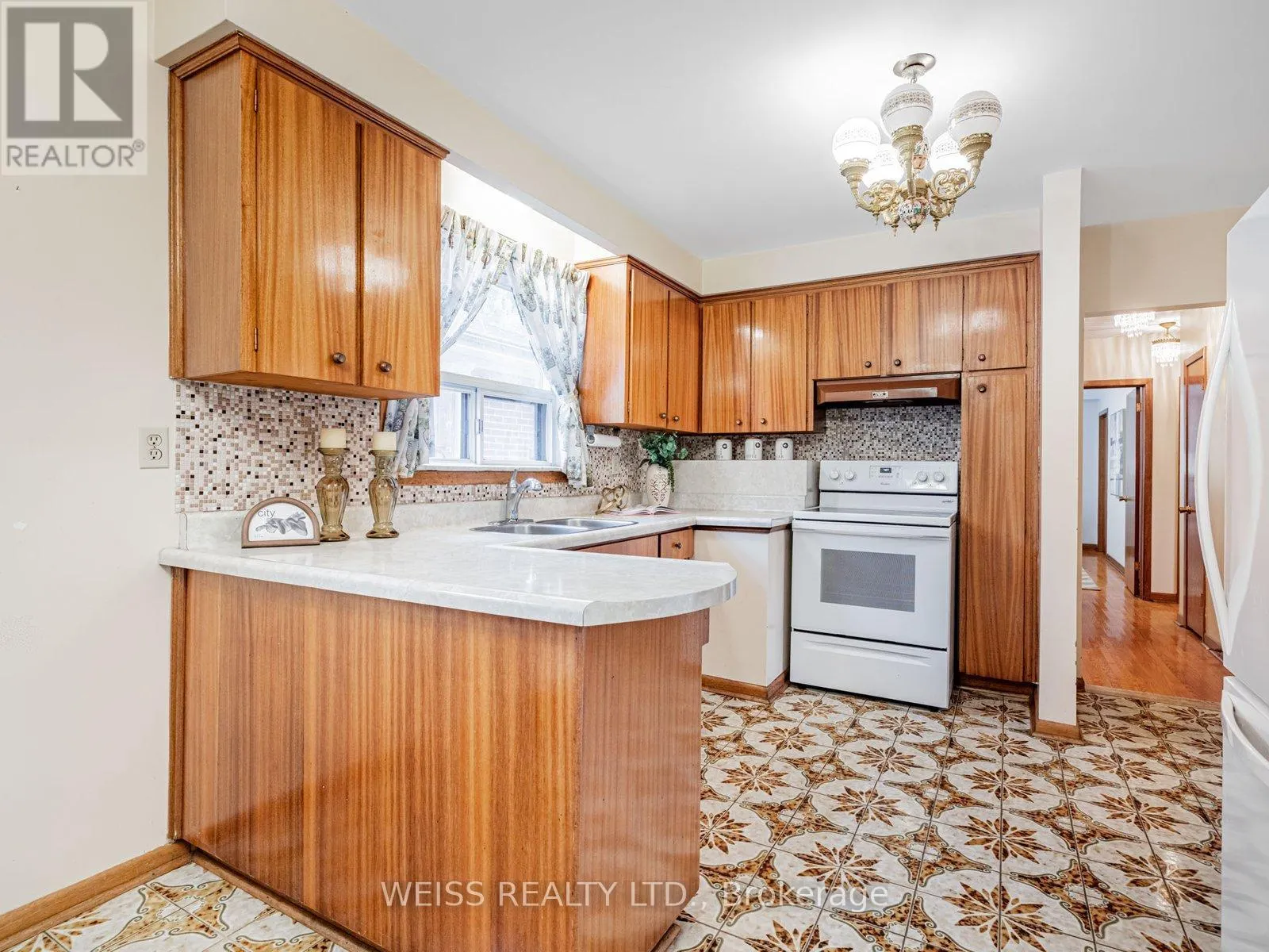 56 RANEE AVENUE