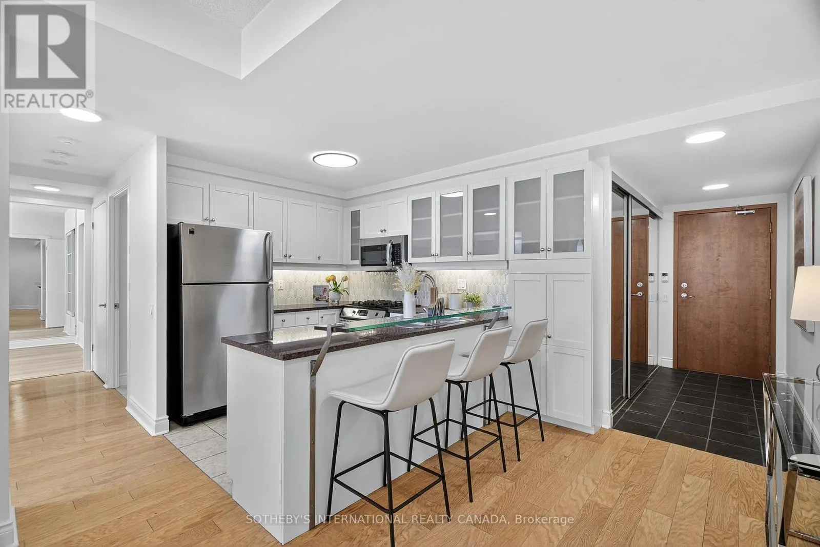 405W - 500 QUEENS QUAY W