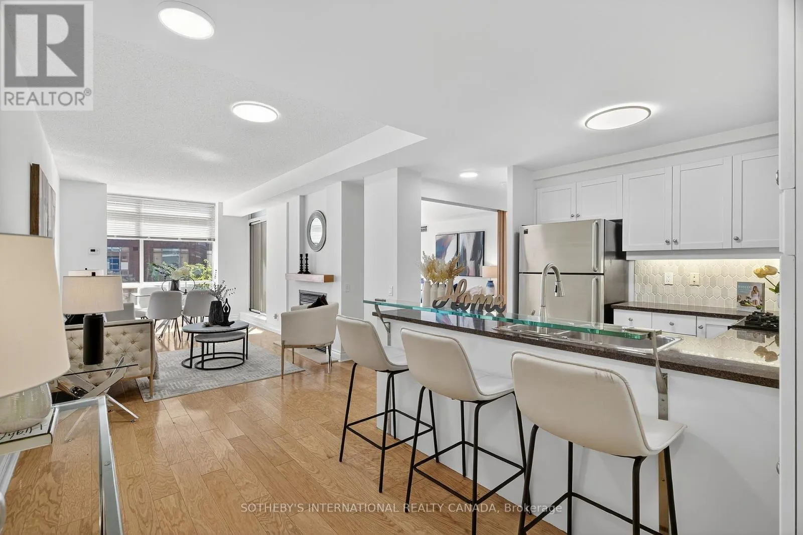 405W - 500 QUEENS QUAY W