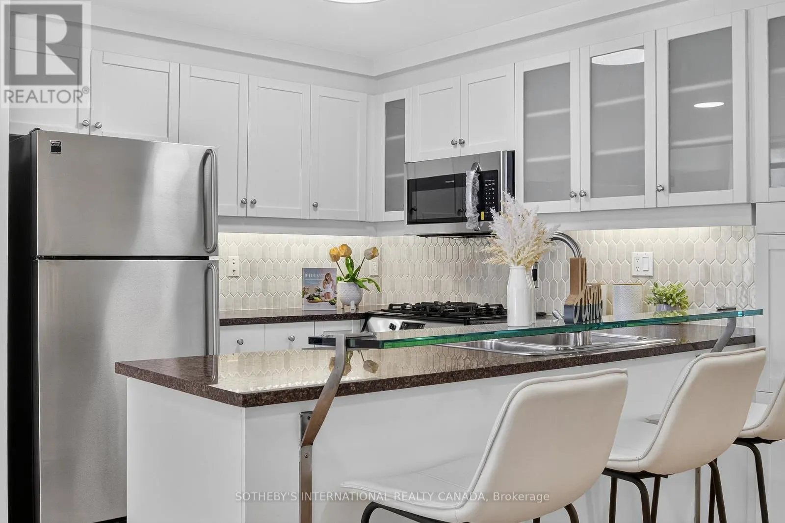 405W - 500 QUEENS QUAY W