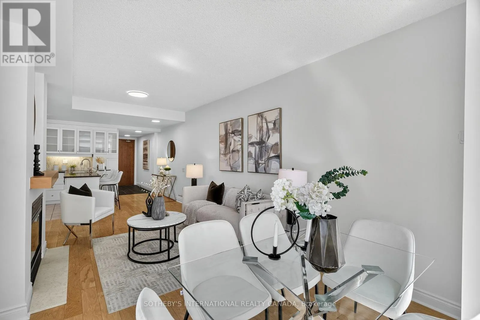 405W - 500 QUEENS QUAY W